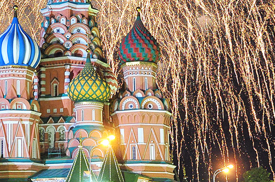 Результаты опроса: все больше людей признают День России