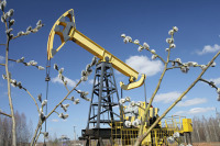 Катар подтвердил намерение выполнять соглашение о сокращении уровня добычи нефти