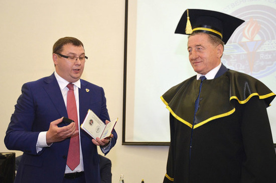 Сенатор Сергей Лукин избран почётным профессором Воронежского опорного университета