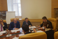 Зубарев призвал муниципалитеты разработать собственные документы о стратегическом планировании
