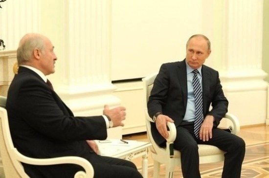 Путин предложил Лукашенко согласовать позиции по международным вопросам