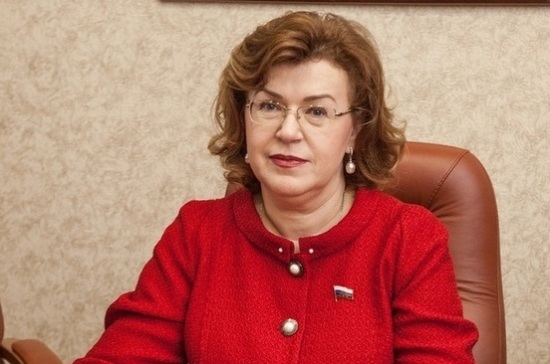 Депутат Епифанова призвала принять законопроект об ответственности за нападение на врачей до конца весенней сессии 
