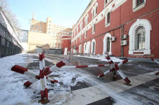 Осуждённым пожизненно могут разрешить одно длительное свидание в год