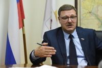 Косачев указал Парубию на приоритетные вопросы для решения на Украине