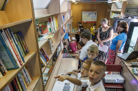 В российскую глубинку направят киномобили и передвижные библиотеки  
