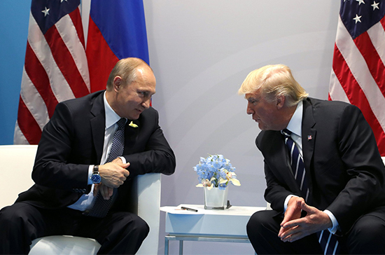 Песков призвал не торопиться с обсуждением возможности визита Путина в США