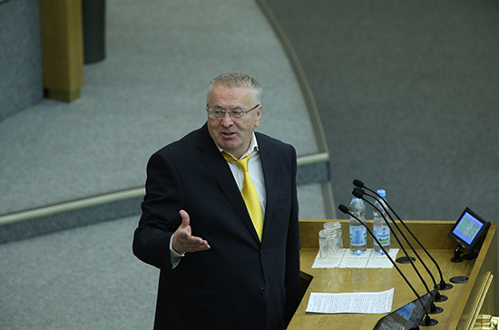 Жириновский потребовал вернуться к вопросу о новом здании парламента после протечки крыши в Госдуме