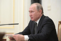 Путин заявил о росте числа ДТП из-за отсутствия лицензирования перевозок
