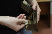 СМИ: приставы могут списать почти 1 трлн рублей безнадежных долгов россиян