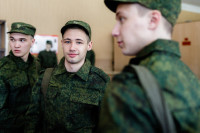 «Дедовщина» в современной армии практически себя изжила — Путин