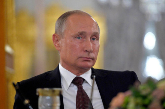 Долговременный уход за пожилыми станет частью профильной стратегии до 2020 года — Путин