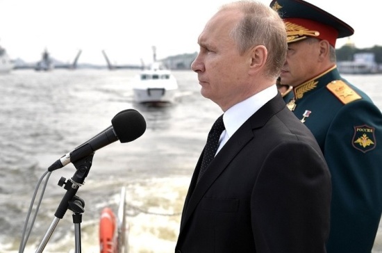ВМФ отвечает на новые вызовы — Путин