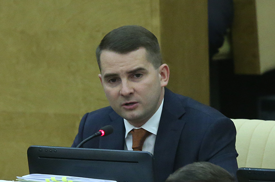 Ярослав Нилов попросил Правительство упростить выдачу прав на рыболовецкие суда