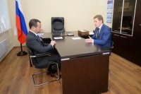Медведев поручил врио главы Севастополя строить школы и детские сады