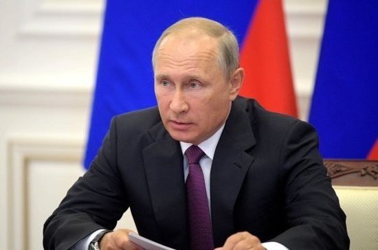 Путин поручил обнулить НДС на авиаперевозки в Калининградскую область