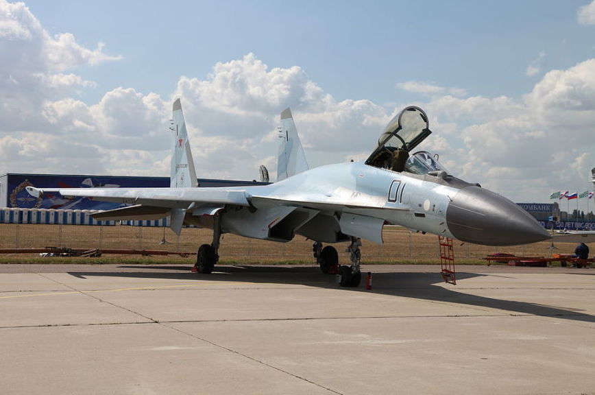 ВКС России получат десять новых истребителей Су-35С