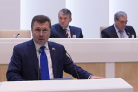 Сенатор Васильев объяснил отказ Московской биржи торговать гривной