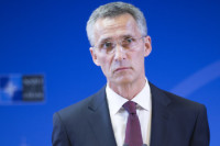 Кортеж главы НАТО попал в аварию