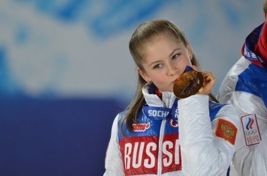 Олимпийская чемпионка Липницкая завершила спортивную карьеру