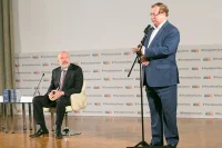 Сопредседатель Ассоциации юристов России, глава Российского книжного союза Сергей Степашин выступил перед гостями презентации новой книги Павла Крашенинникова