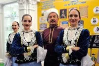 Народными казачьими песнями порадовали гости из Ставрополья