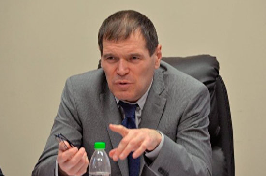 Депутат Барышев предложил ограничить проведение электронных аукционов при госзакупках