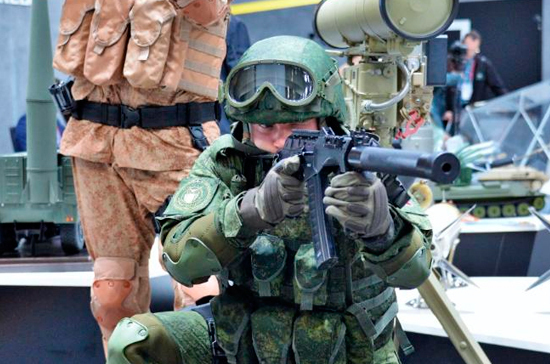 Эксперт рассказал о преимуществах новой военной экипировки «Ратник-2»