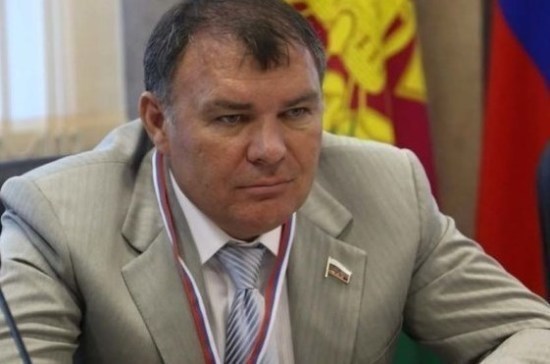 «Справедливая Россия» в целом бюджет страны не поддерживает, но обращает внимание на плюсы