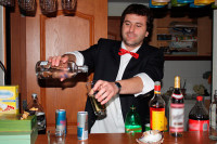 Карельские депутаты предложили штрафовать барменов, продающих алкоголь без вскрытия бутылки
