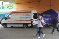 По инициативе столичного Департамента здравоохранения возле станций московского метро организованы передвижные лаборатории по бесплатной вакцинации от вируса гриппа. Предотвратить возникновение эпидемий в осенне-зимний сезон помогут инъекции антигена.