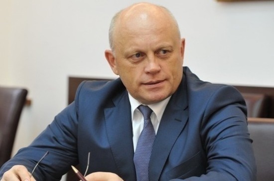 Путин принял отставку губернатора Омской области Назарова