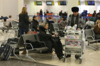 Минтранс предложил возложить на аэропорты обслуживание пассажиров при банкротстве авиакомпании