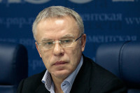 Вячеслава Фетисова избрали спецпредставителем Госдумы по вопросам развития спорта