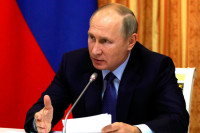 Путин призвал расширять электронную сертификацию для борьбы с ввозом санкционной продукции