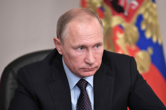 Путин обсудит с Совбезом защиту информационной инфраструктуры страны