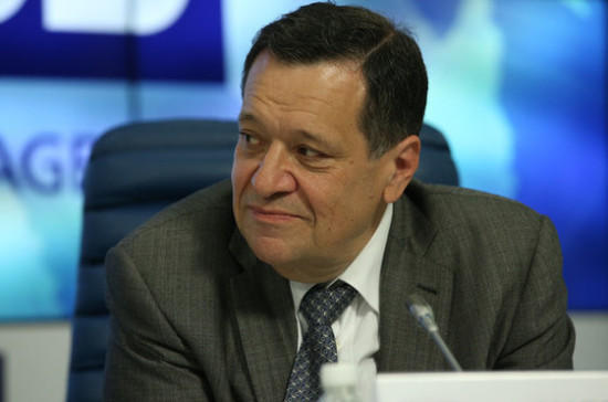 Россия слезла с «нефтяной иглы», заявил Макаров