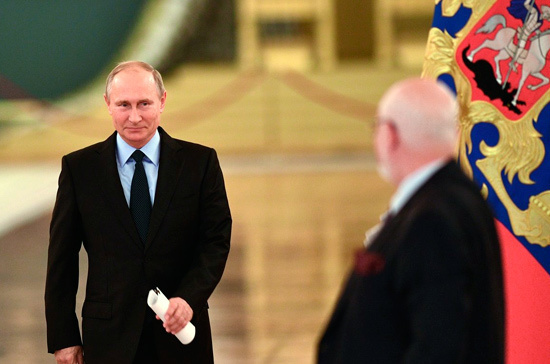 Путин призвал проанализировать работу полиции в отношении участников акций протеста