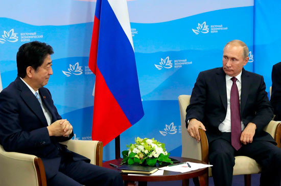 Путин и Абэ обсудят на встрече двусторонние отношения и КНДР