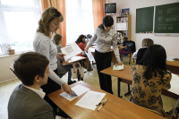 Аршинова предложила оплачивать педагогам сверхурочные при проведении госаттестации 