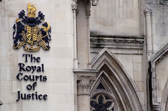 Кураторы Украины могут выкупить долг в 3 млрд долларов у России, считает эксперт