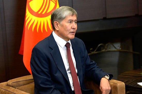 Атамбаев подвёл итоги работы на посту президента Киргизии