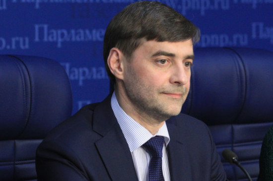 Железняк: визит Земана показал провал планов по изоляции Москвы