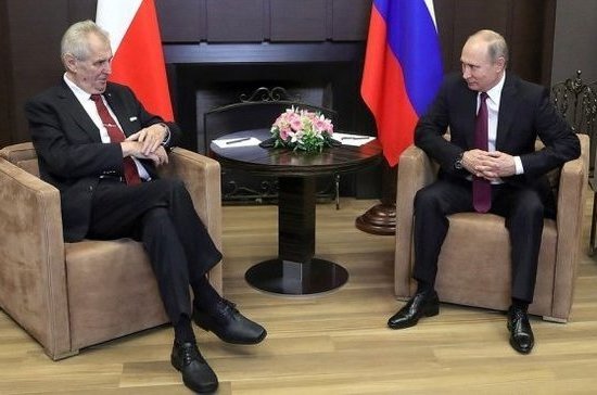 Путин поддержал инициативу о создании дискуссионного клуба граждан России и Чехии