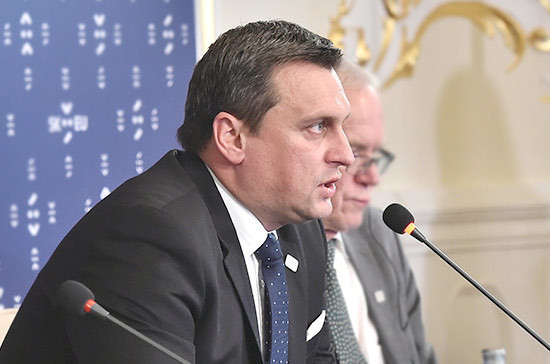 Словацкие депутаты потребовали от председателя парламента объяснений после его выступления в Госдуме