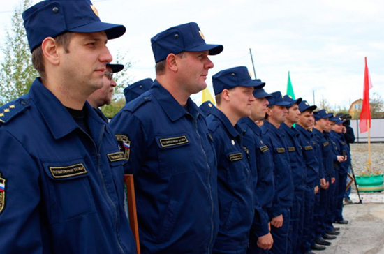 Пожарные получили возможность совмещать обязанности по службе