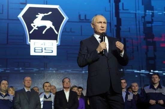 Путин считает политически мотивированным отстранение России от Олимпиады