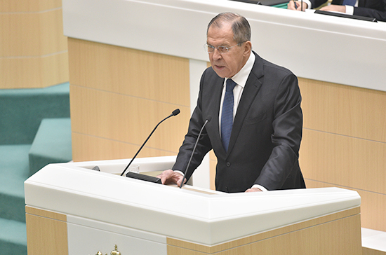 Лавров: Россия будет противодействовать попыткам США перевоспитать некоторых террористов
