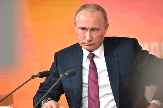 Путин: в 2018 году на уход за тяжелобольными дополнительно выделят 4,3 млрд рублей