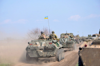 Поставки американского оружия создадут ощущение безнаказанности у украинских военных, считает эксперт