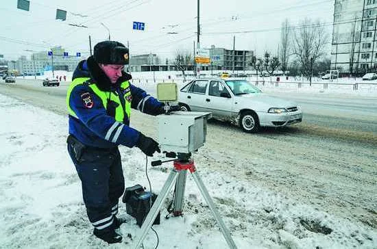 Комплексы автофиксации нарушений действуют в 8,9 тысячи стационарных и 4,1 тысячи переменных зон контроля / Фото PhotoXPress